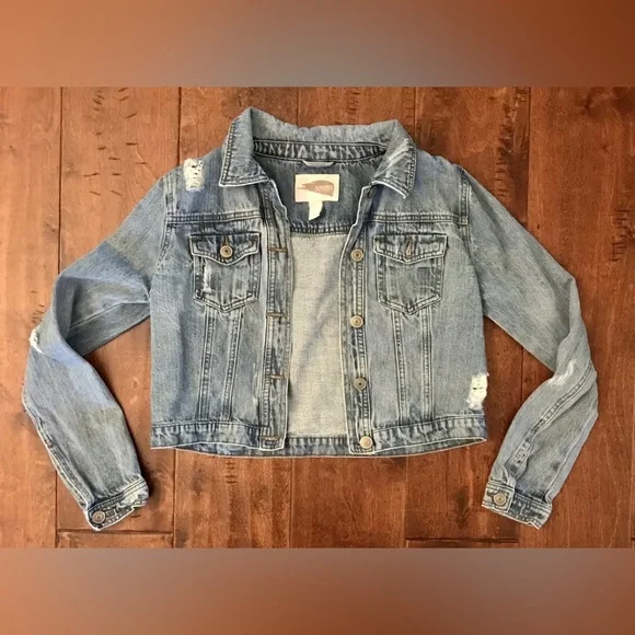 FOREVER 21 • Contemporary Blue Denim Jean Jacket Button Factory Distressed Small - Picture 3 of 9